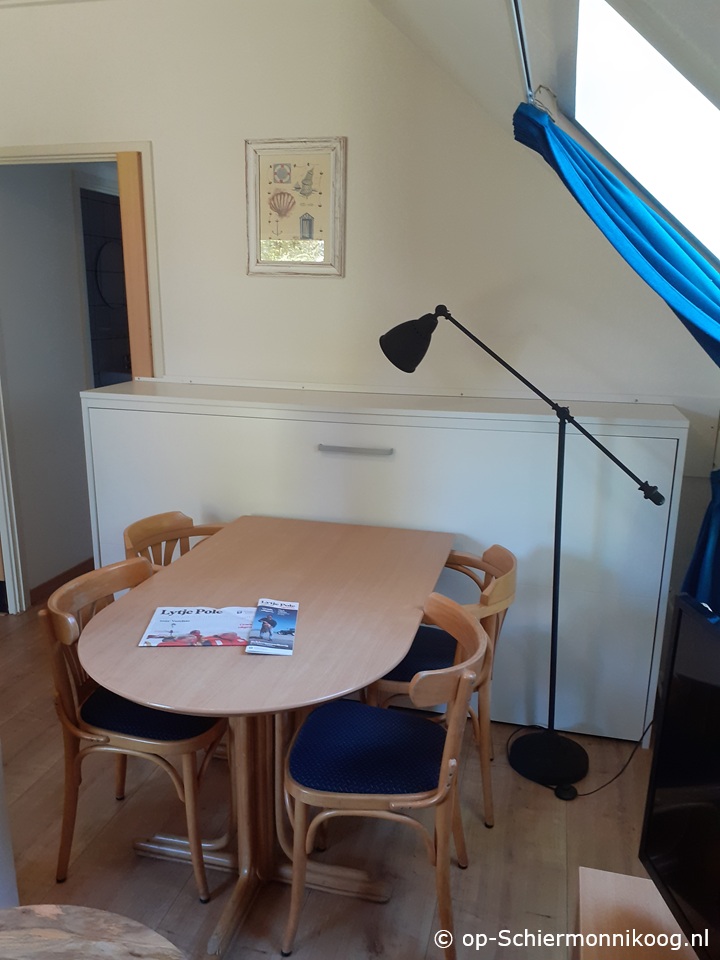 Middenstreek 62, Appartement 2